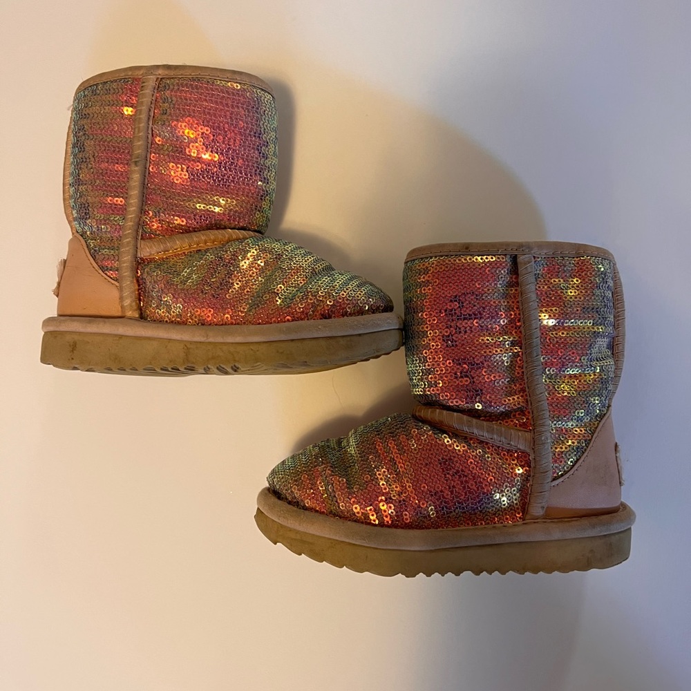 UGG Toddler 8 Sequin Pink Boot